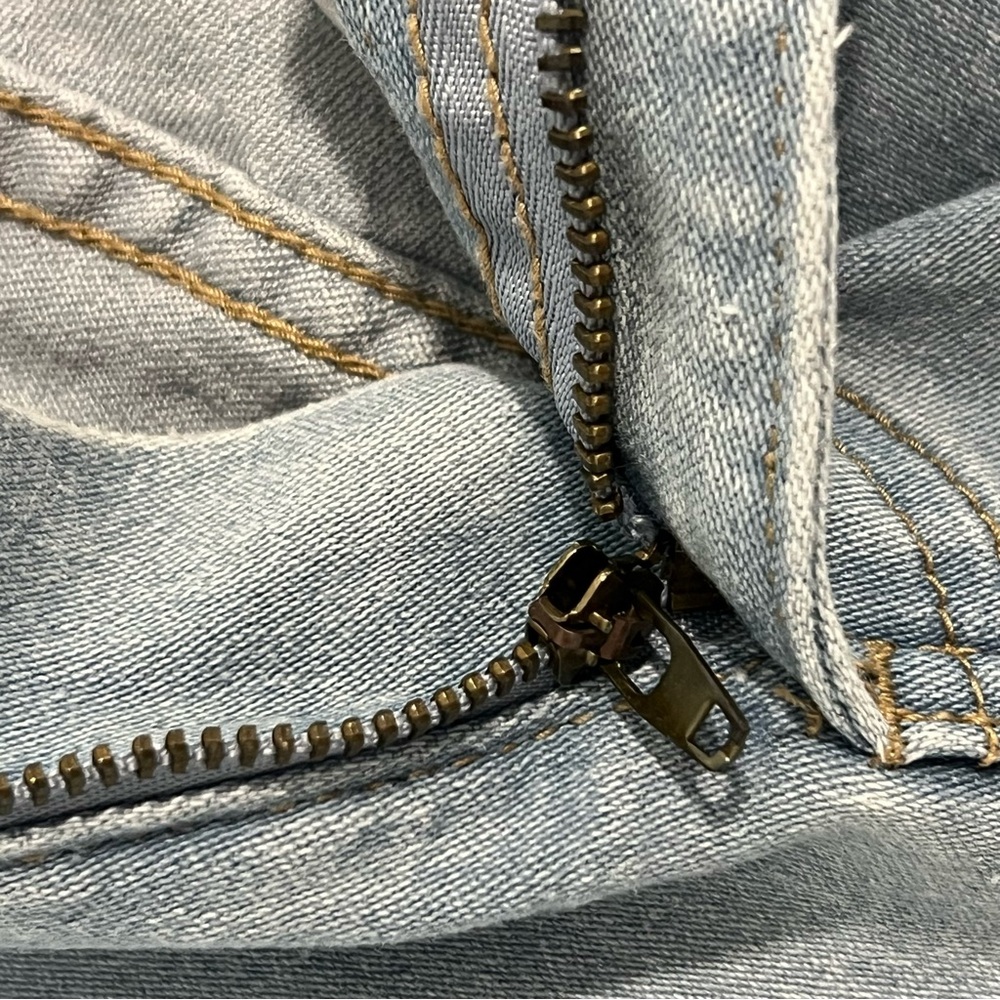 Jeans - Picture 5 of 5